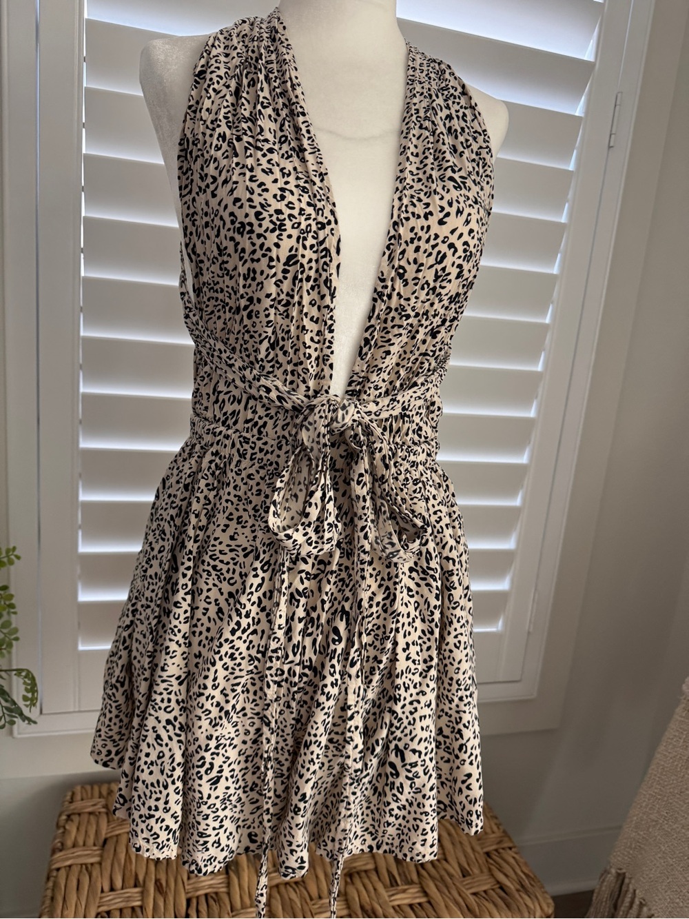 Keilike Hawaii Beige Animal Print Halter Tie-Waist Dress